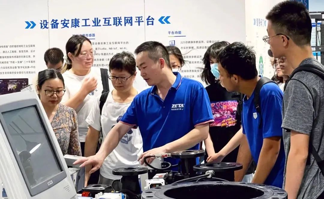 “求是践行,在哲出发”--浙工大学生代表团来我司参观学习.jpg “求是践行,在哲出发”--浙工大学生代表团来我司参观学习.jpg