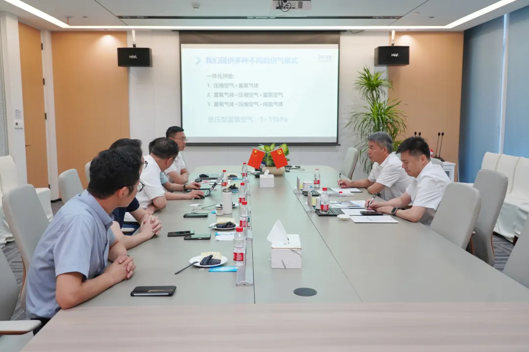 中钢协党委副书记姜维一行莅临钢协会员单位哲达科技考察指导.jpg 中钢协党委副书记姜维一行莅临钢协会员单位哲达科技考察指导.jpg